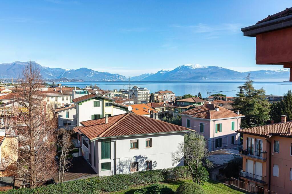 Garda Lake View Apartment Дезенцано-дель-Гарда Екстер'єр фото