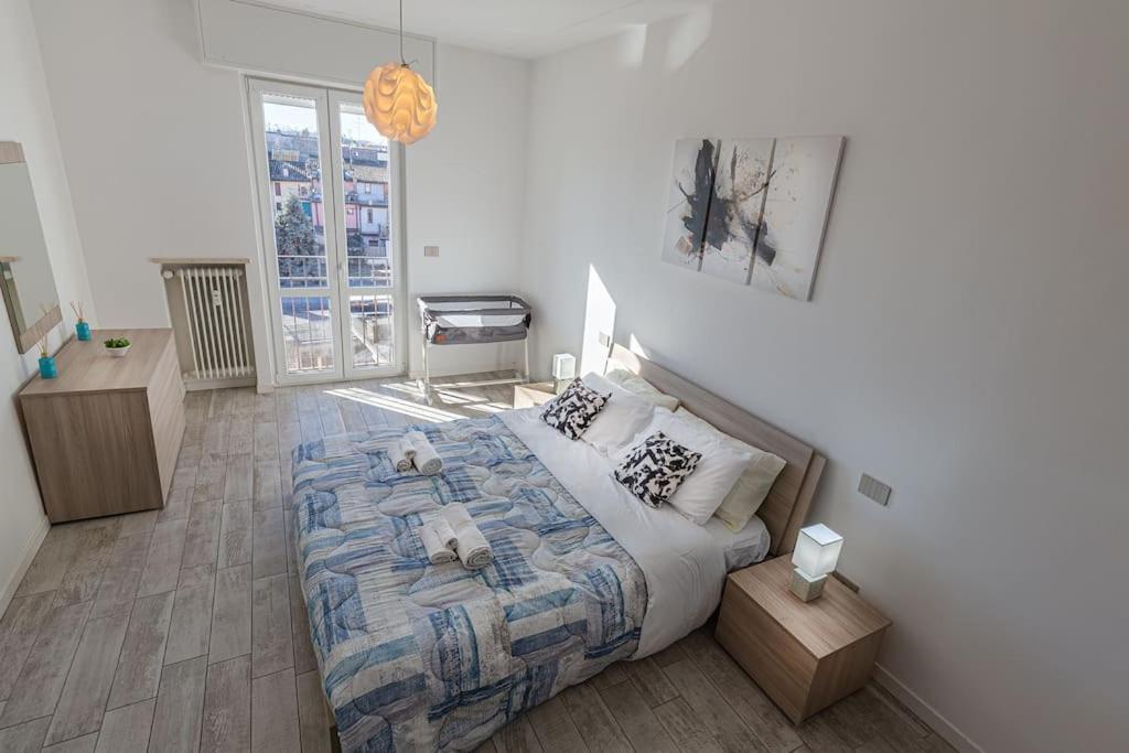 Garda Lake View Apartment Дезенцано-дель-Гарда Екстер'єр фото