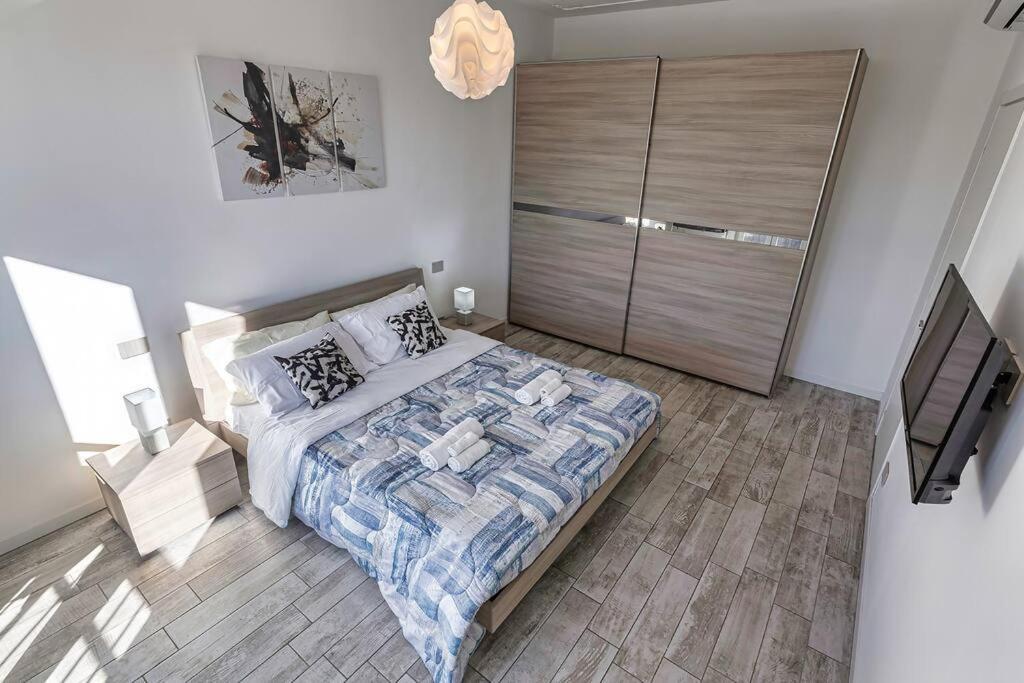 Garda Lake View Apartment Дезенцано-дель-Гарда Екстер'єр фото